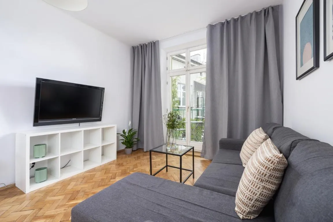 Image of 1-Bedroom Apartment with Balcony – Długa 65