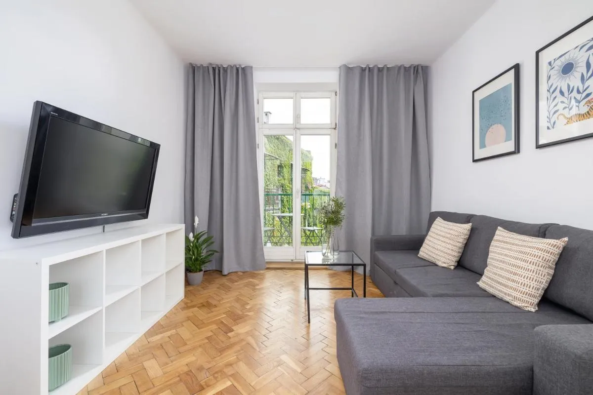 Image 4 of 1-Bedroom Apartment with Balcony – Długa 65
