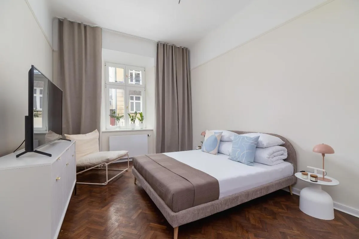 Image 4 of 3-Bedroom Apartment – Rejtana 10