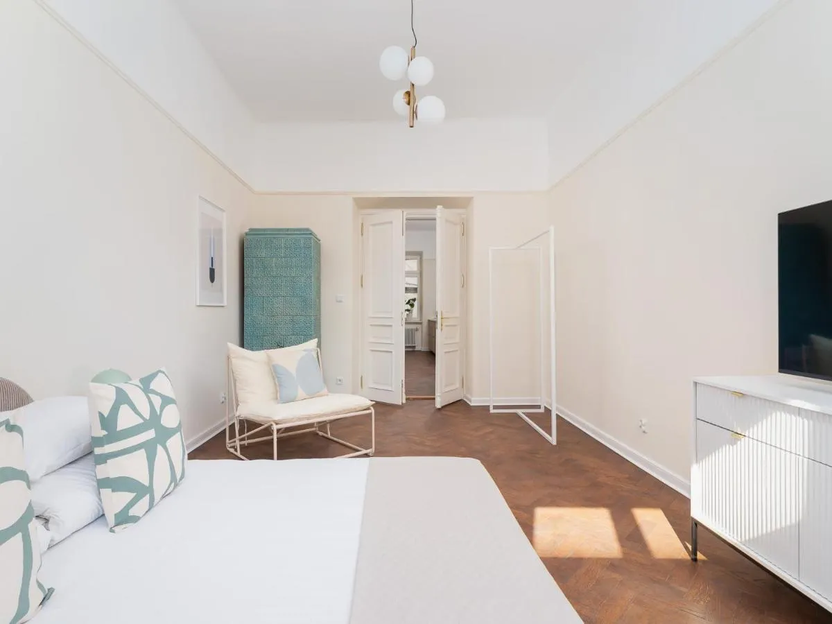 Image 4 of 3 bedroom apartment – Rejtana 10