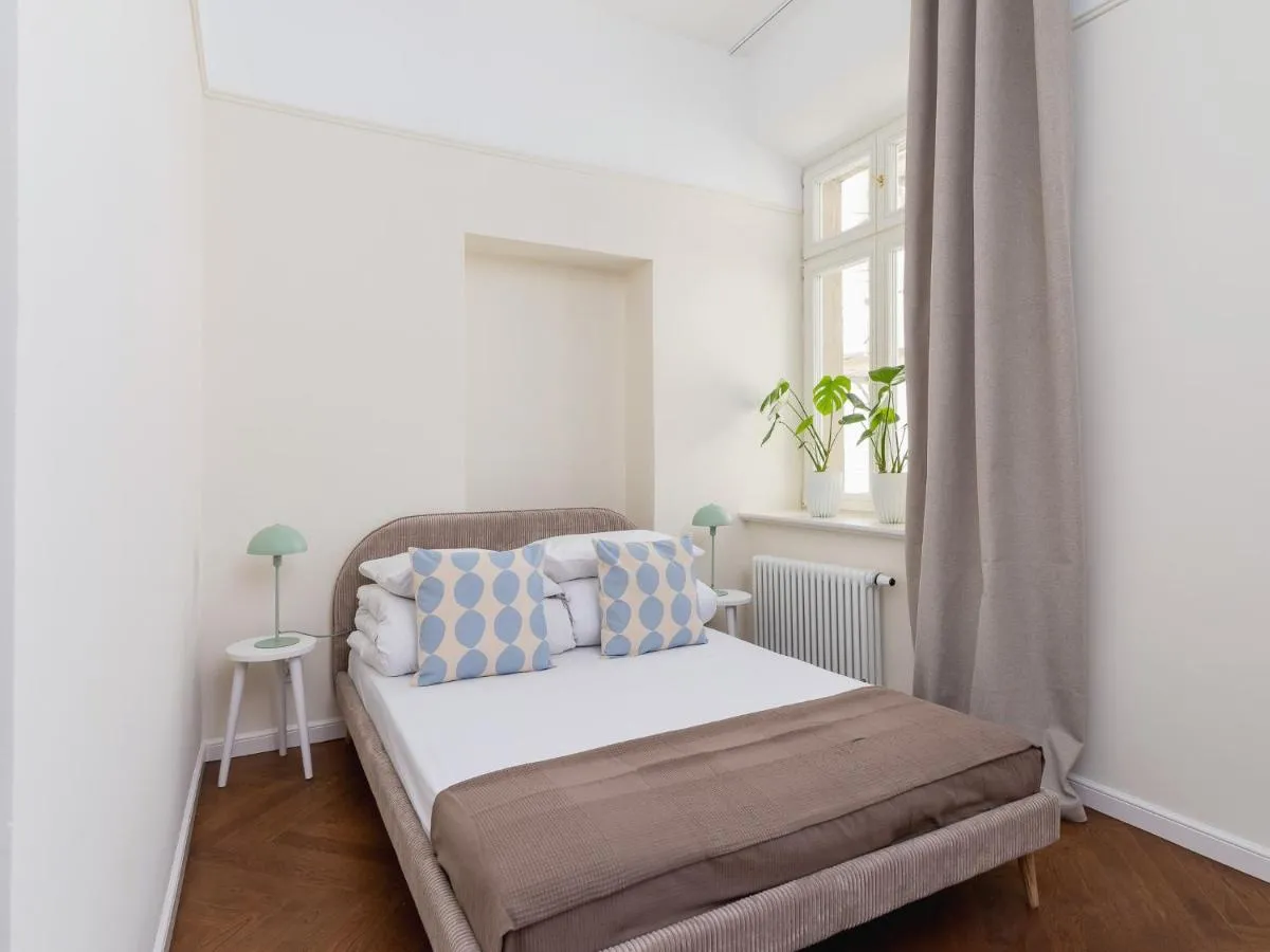 Image 1 of 3 bedroom apartment – Rejtana 10