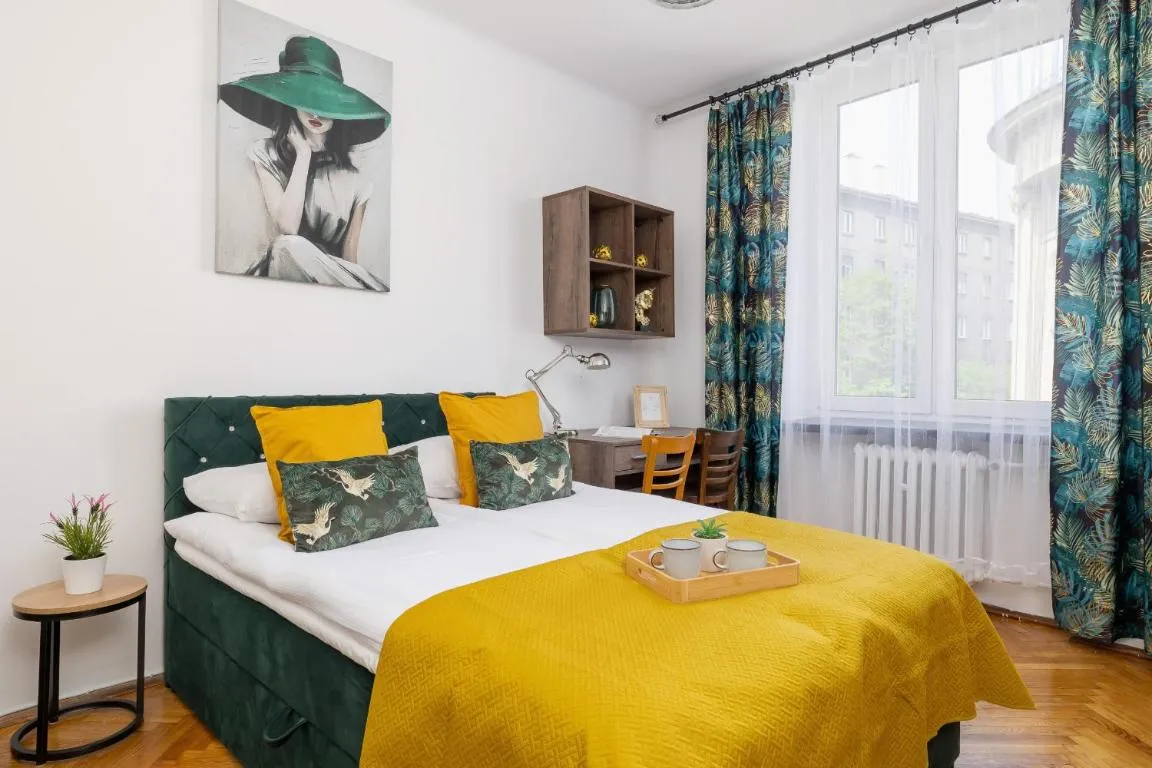 Image of Apartament Rodzinny z dwiema sypialniami blisko centrum Krakowa by Noclegi Renters