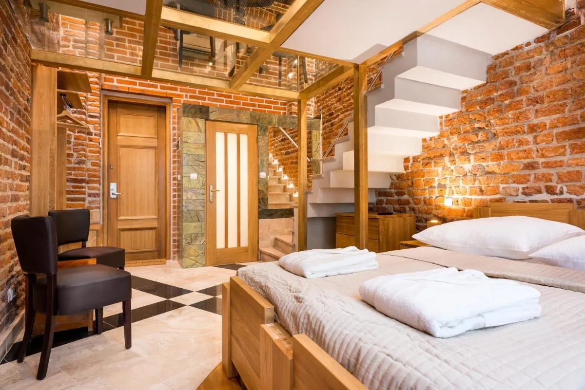 Image 1 of Aparthotel Stare Miasto