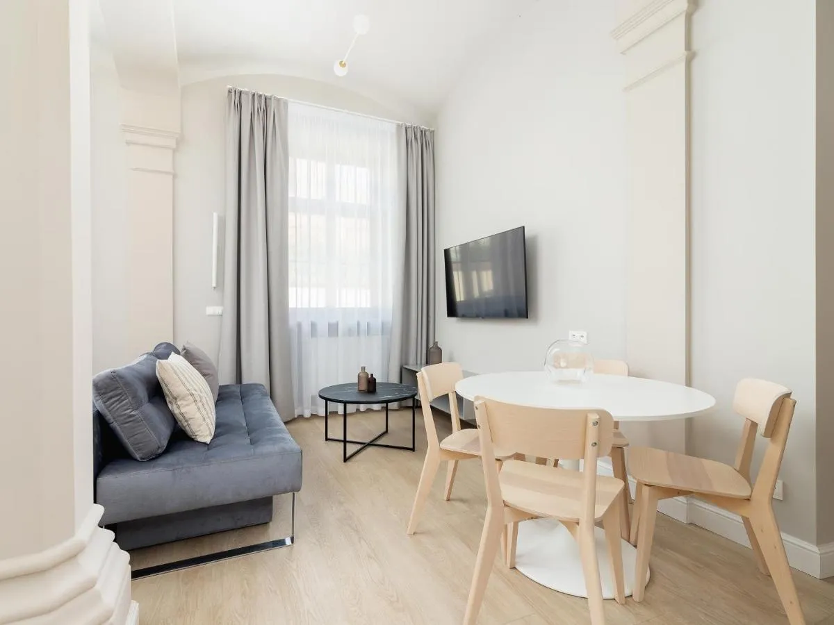 Image 4 of Apartment – Main Square