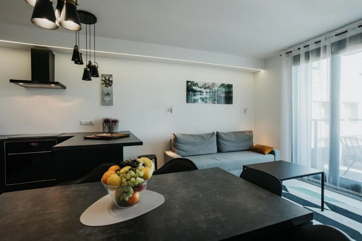 Image 2 of Arcade – Apartment with a sunny view – A/C