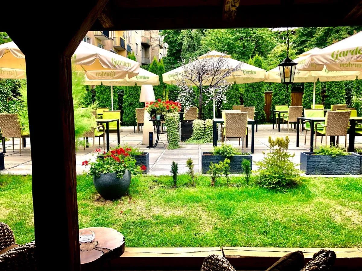 Image 4 of Art & Garden Residence