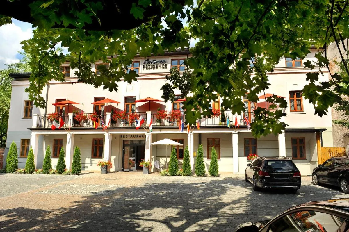 Image 2 of Art & Garden Residence