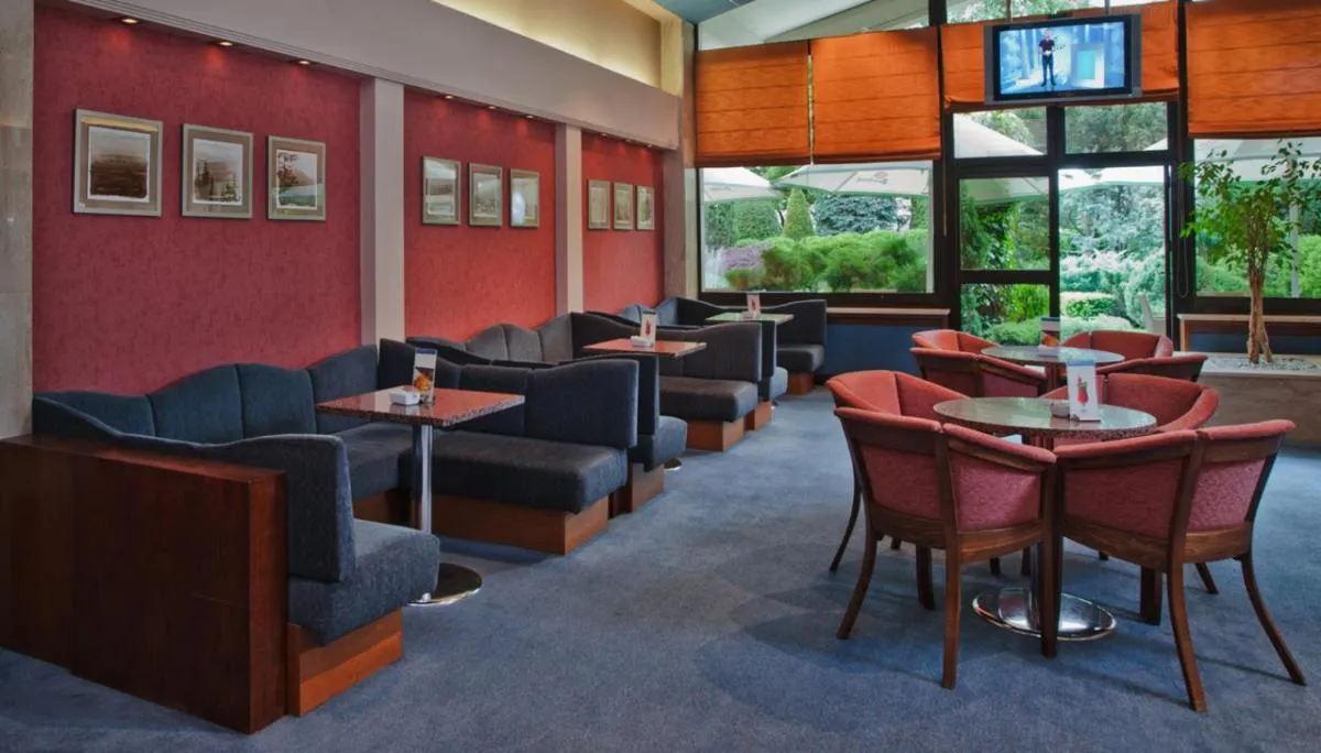 Image 4 of Booking Hotel Crown Piast & Spa