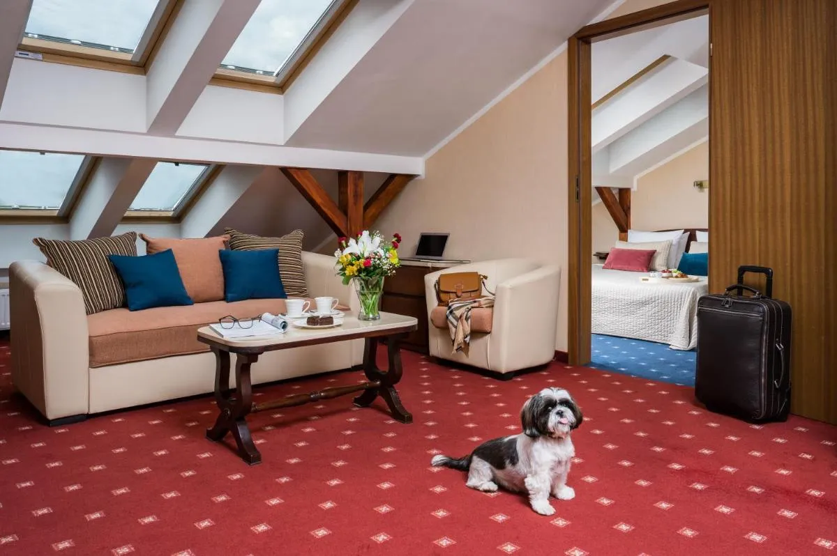 Image 1 of Booking Hotel Crown Piast & Spa