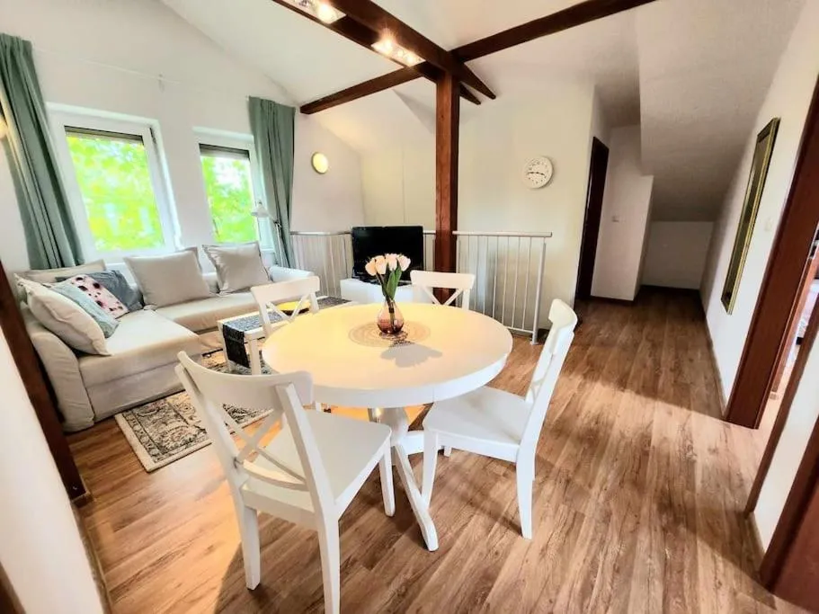 Image 1 of Cozy Apartament Country 6persons close to airport