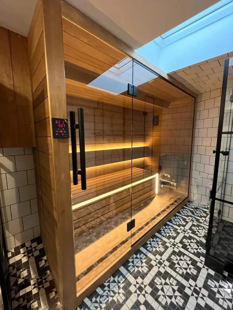 Image 3 of Cracovia Luxury Bright Apartment Great Location Sauna