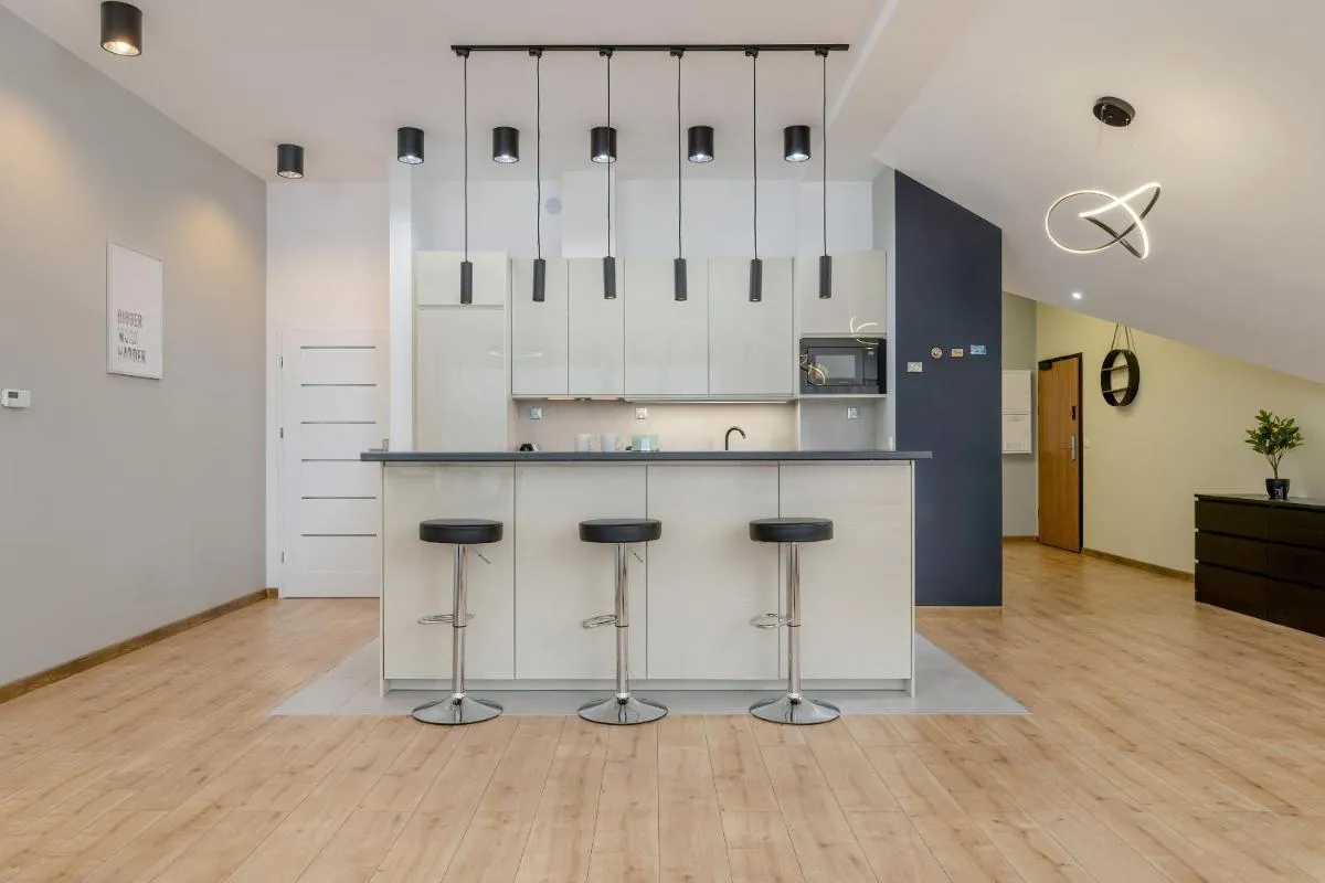 Image 2 of Cracow Prestigious Family Apartment with Parking Place by Renters Prestige