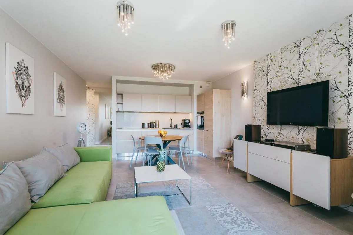 Image 4 of Eight – Luxury Apartment with Beautiful View