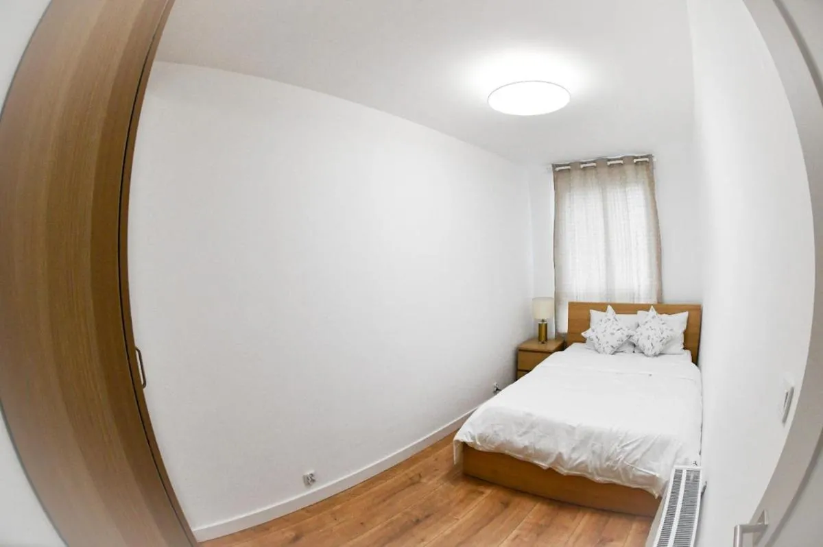 Image 1 of Elegant Two-Room Apartment, City Center, Balcony