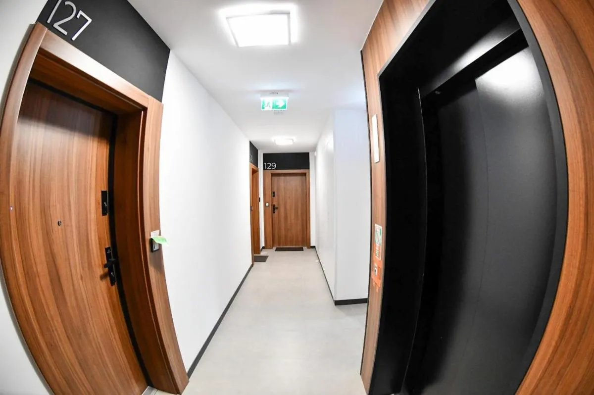 Image 5 of Elegant Two-Room Apartment, City Center, Balcony