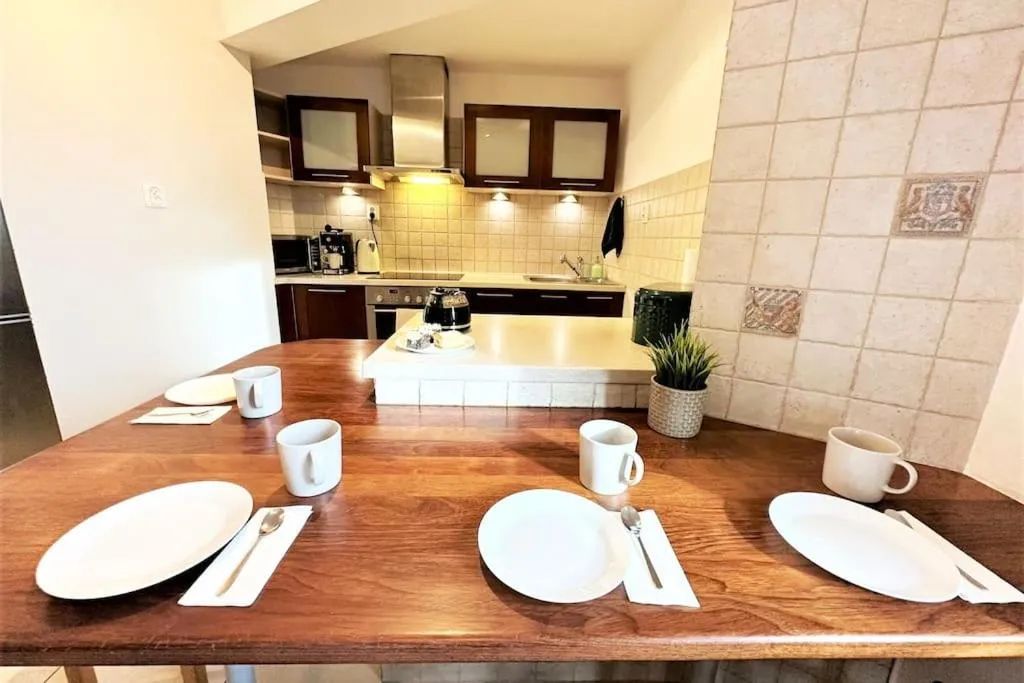 Image 2 of Exclusive PENTHOUSE near CityCenter 120m2 +NETFLIX