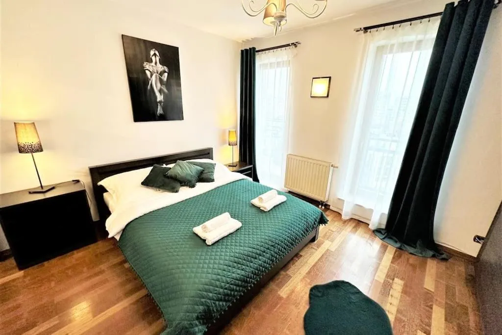 Image 5 of Exclusive PENTHOUSE near CityCenter 120m2 +NETFLIX