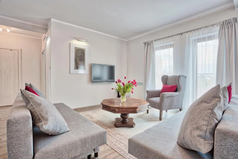 Image 4 of Family Apartment by Tyzenhauz