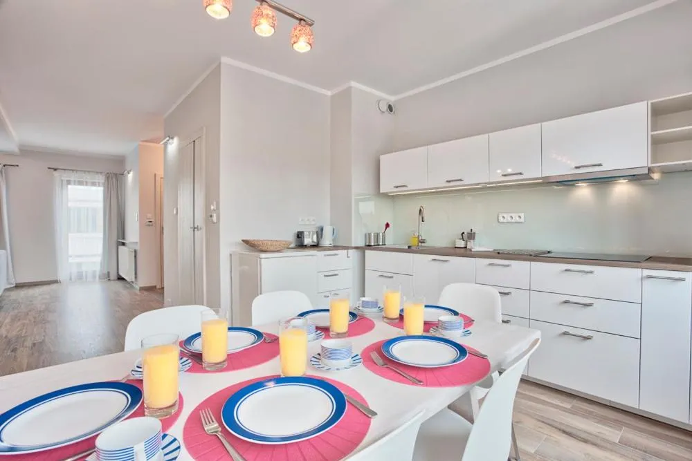 Image 3 of Family Apartment by Tyzenhauz