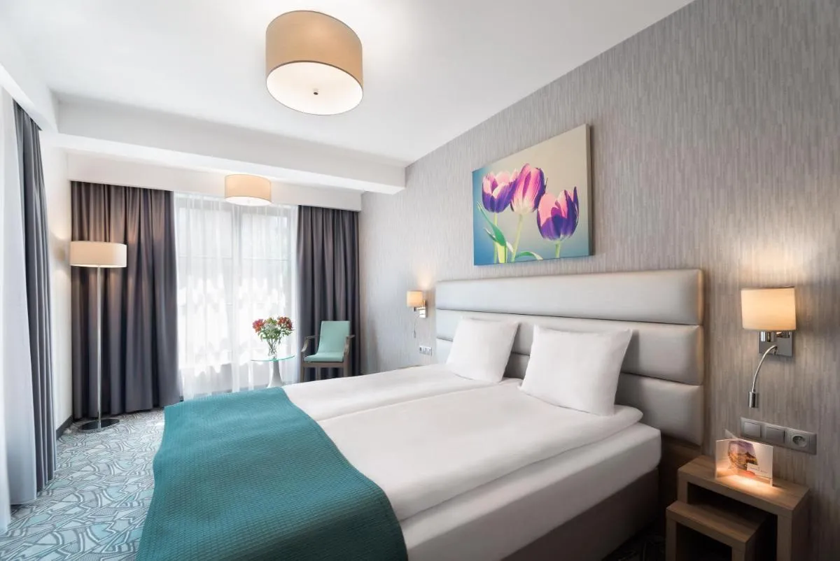 Image 3 of Golden Tulip Krakow Kazimierz