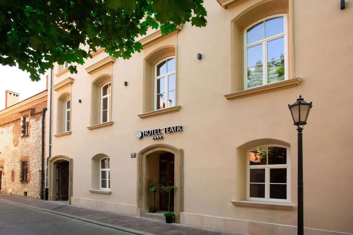 Image 2 of HOTEL TEATR