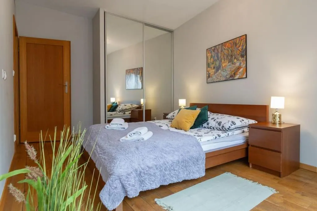 Image 1 of Haven, 2-bedroom apartment w/underground parking!