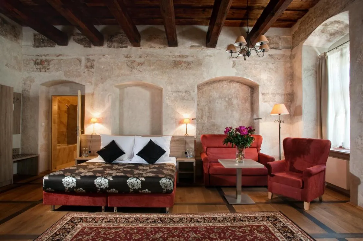 Image 1 of Hotel Santi