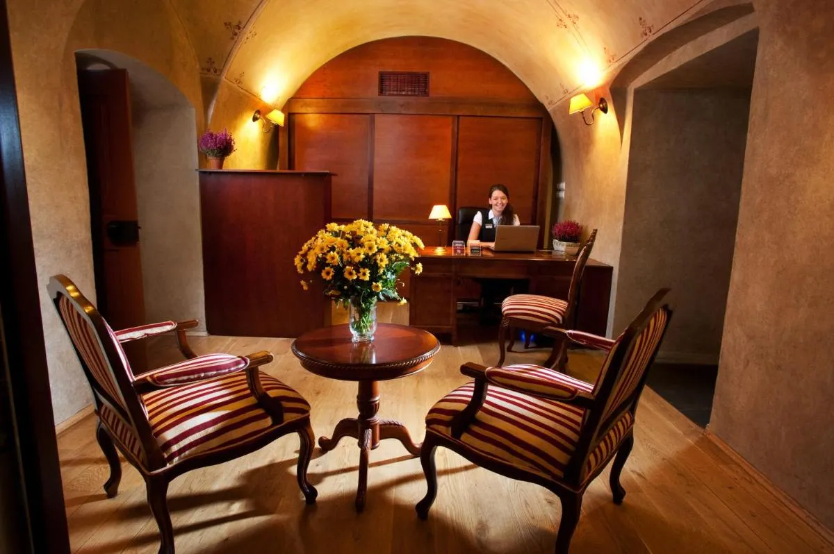 Image 5 of Hotel Santi