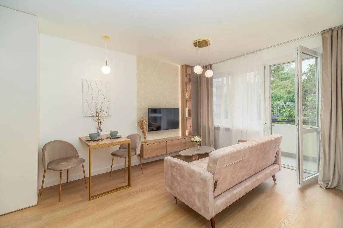 Image of Kraków Bronowice Apartment – Balcony, Bus&Tram – by Rentujemy