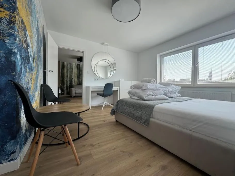 Image 1 of Luxuriously decorated apartment in a calm district of Krakow