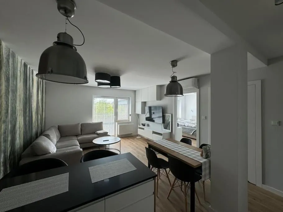 Image 3 of Luxuriously decorated apartment in a calm district of Krakow