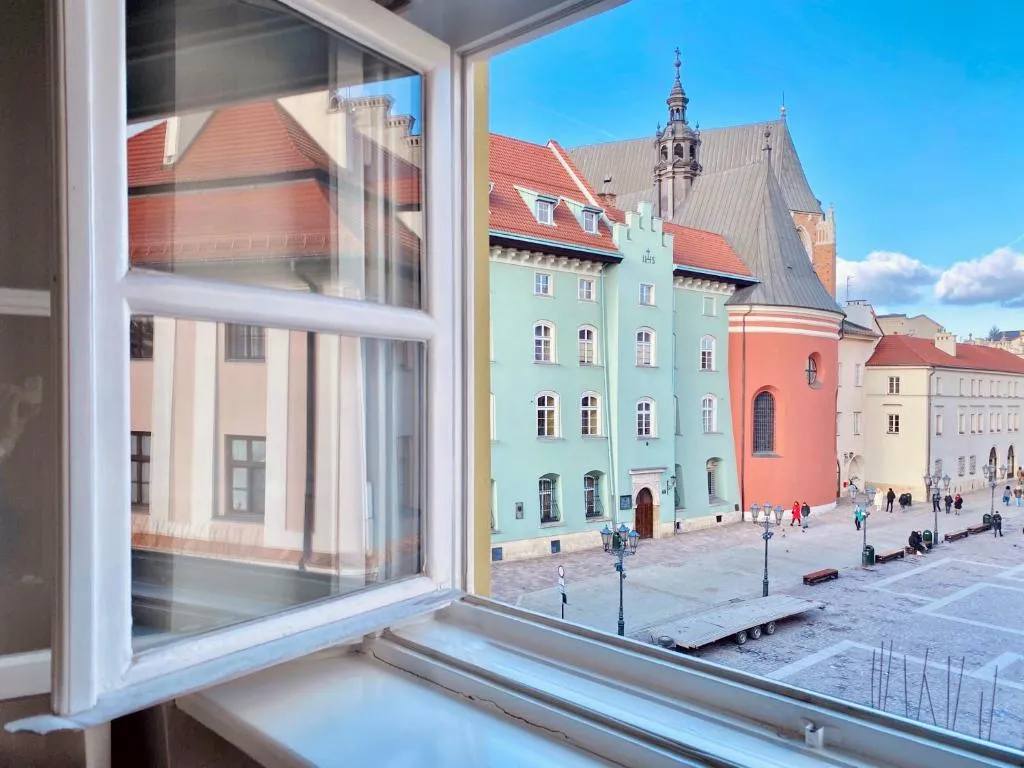 Image of Mint Luxury Apartments at the Main Square