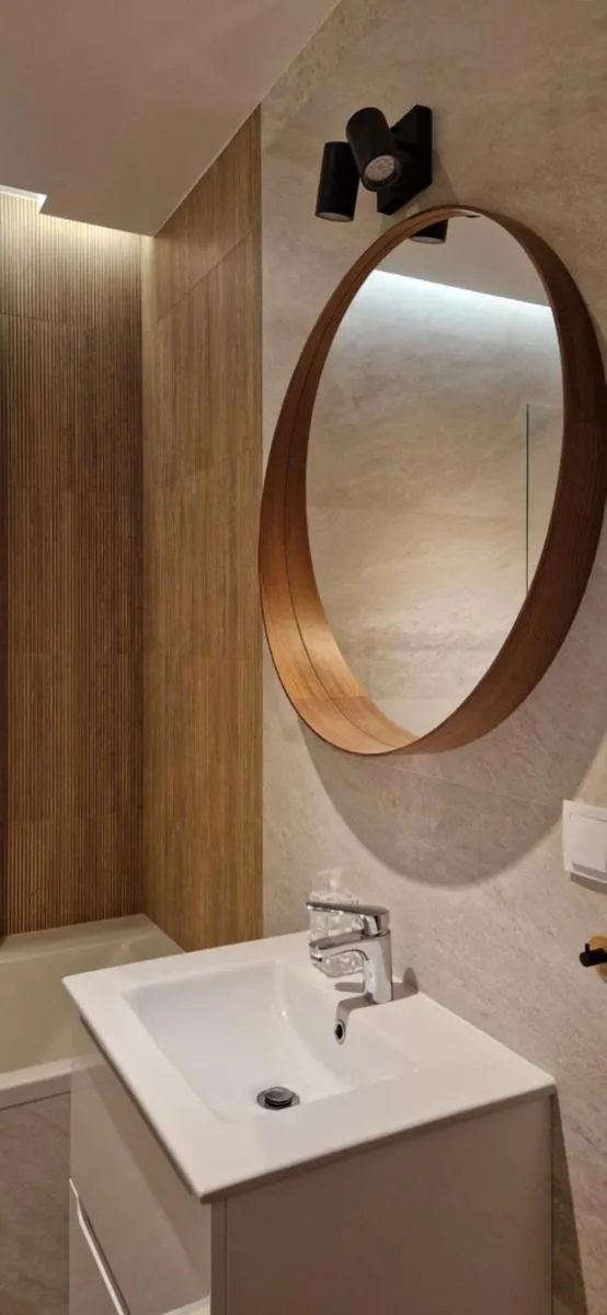 Image 2 of Modern Apartment CityBeat#10