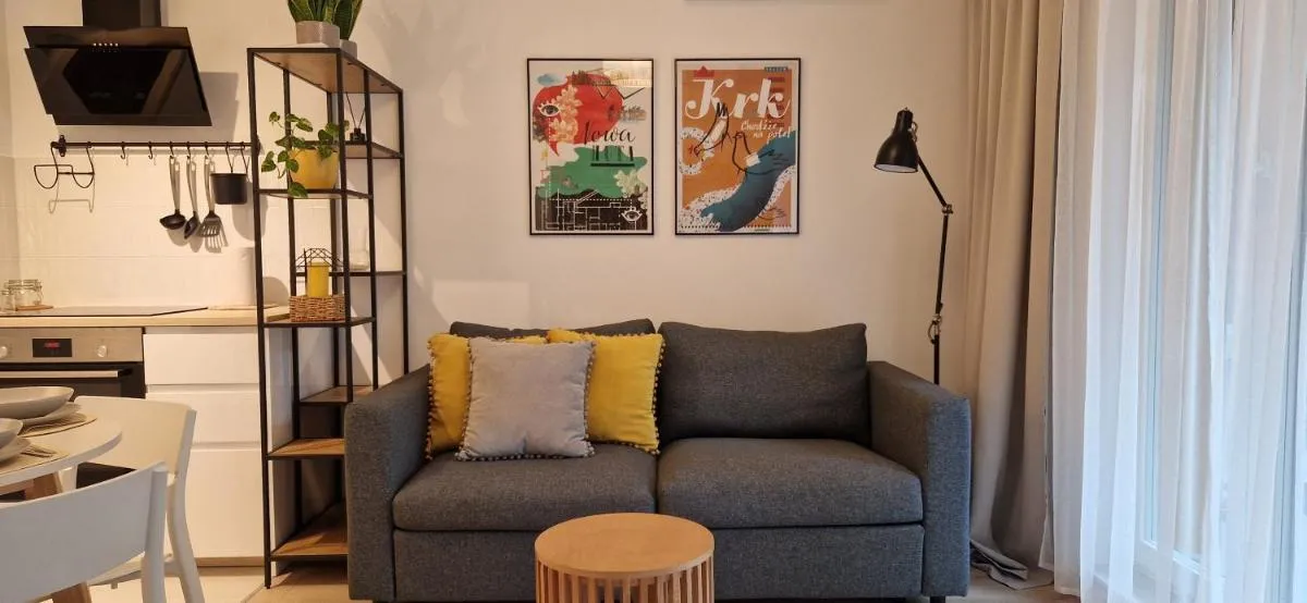 Image 4 of Modern Apartment CityBeat#10
