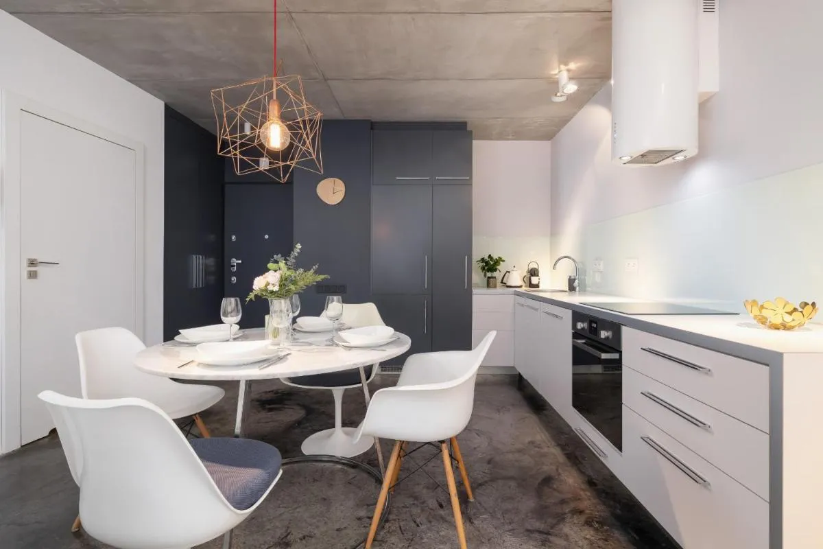 Image 3 of Modern and Elegant Apartment with Bathub in Cracow Center by Noclegi Renters