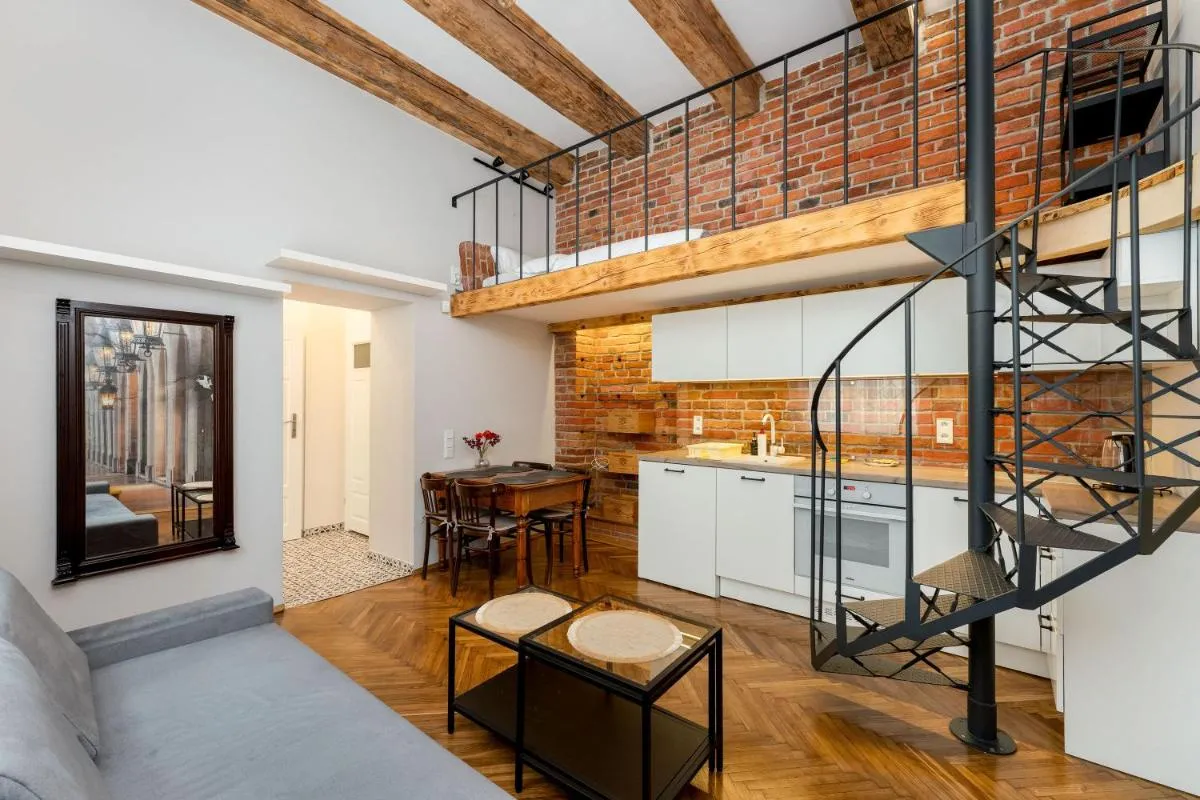 Image 3 of Old Town Modern Studio with Mezzanine