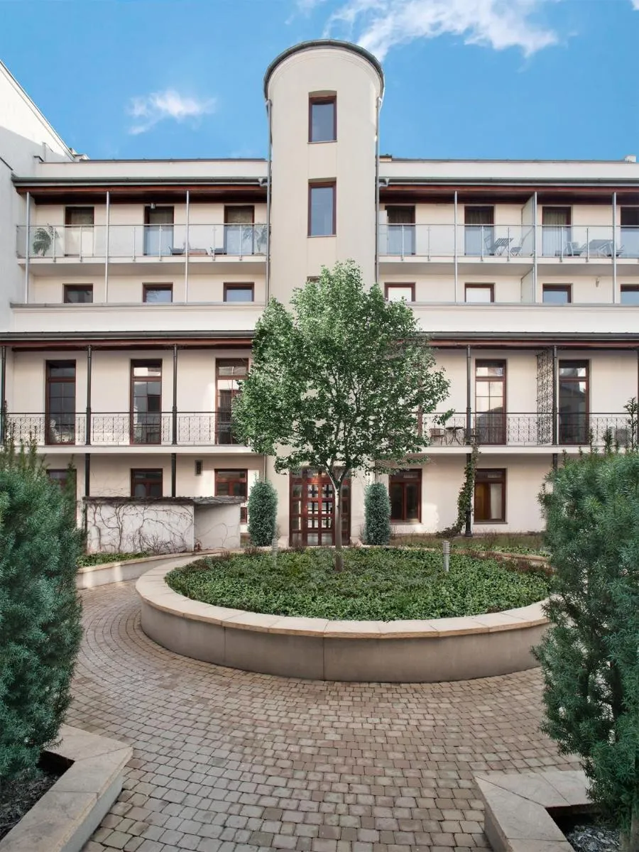 Image 4 of Parkside Apartments Old Town