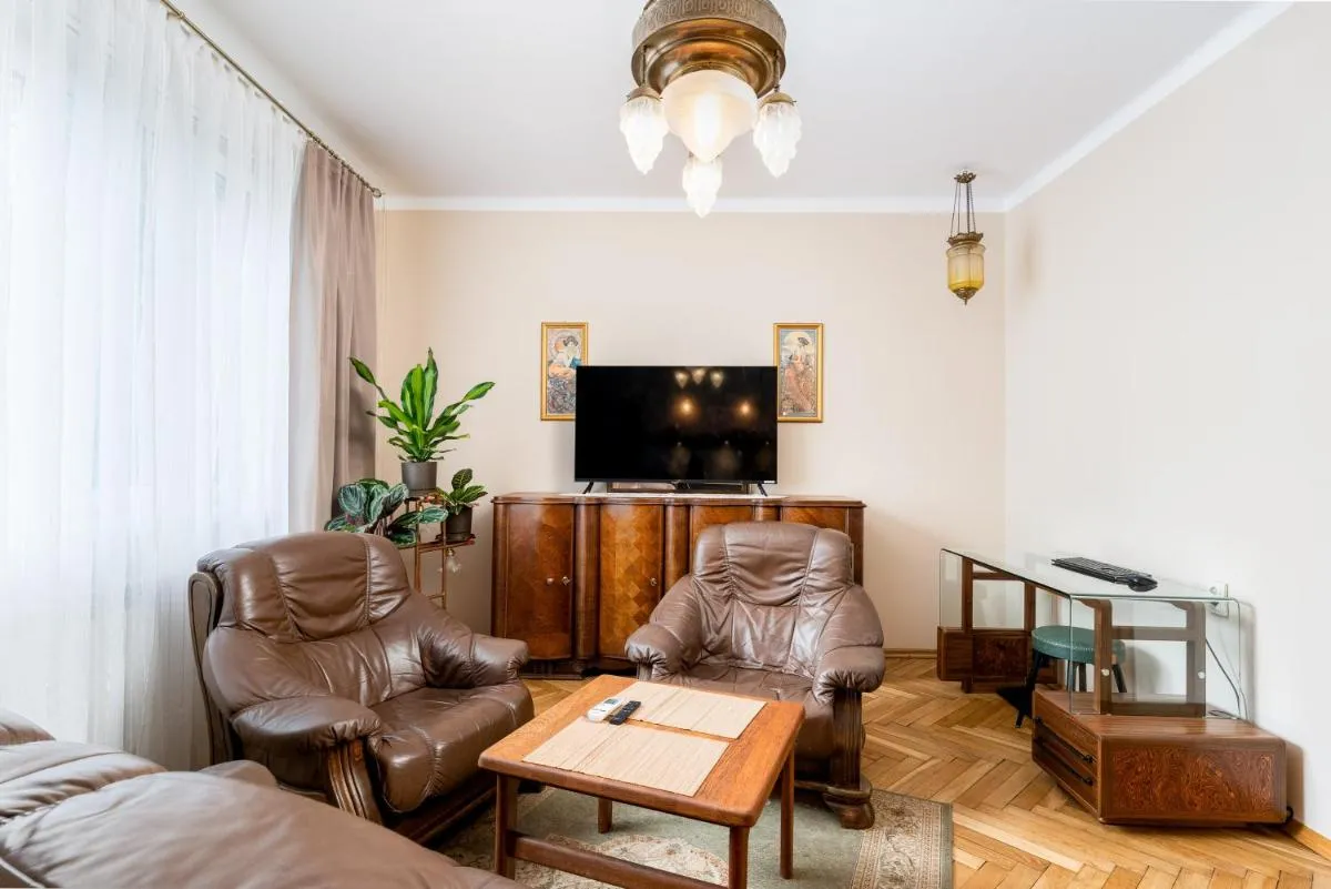 Image 4 of Pilotów Chic Apartment