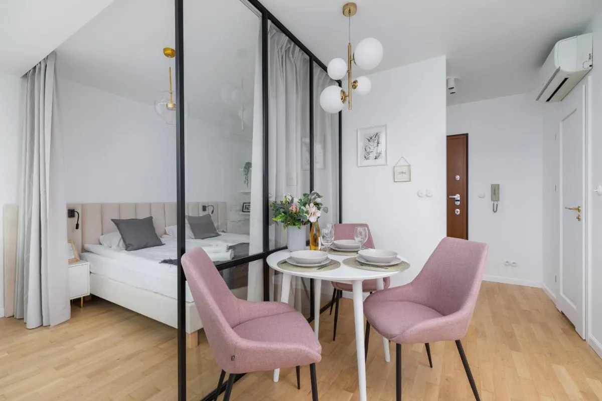 Image 4 of Politechnika Krakowska Apartment by Renters Prestige