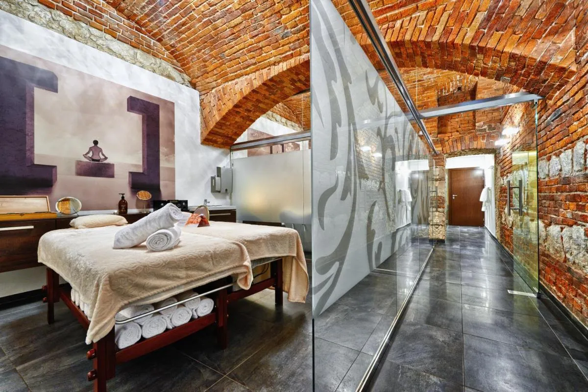 Image 1 of Queen Boutique Hotel