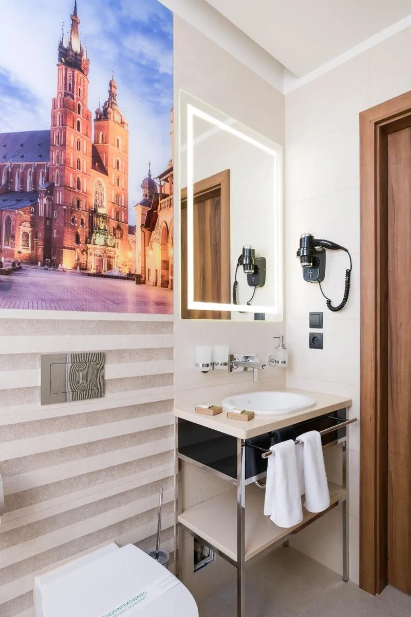 Image 3 of Sky Hotel Kraków