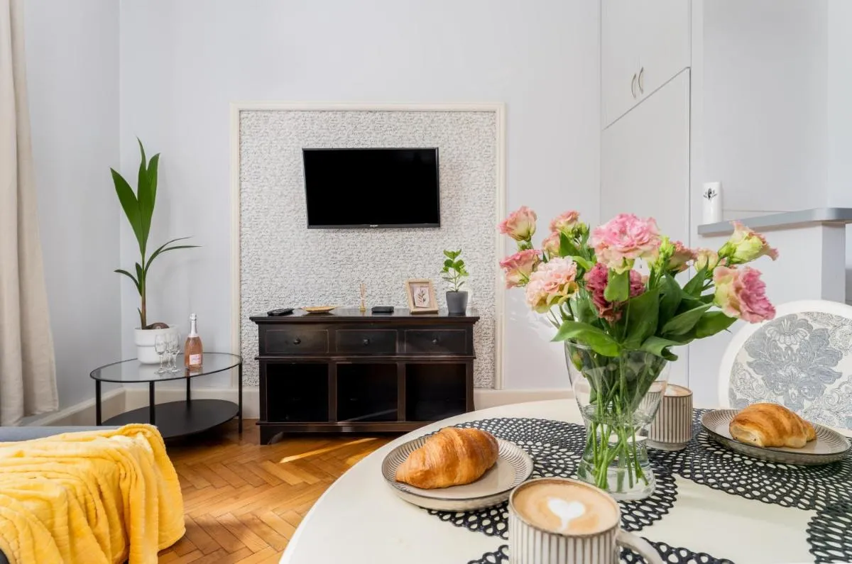 Image 2 of Tomasza Apartments by VSI