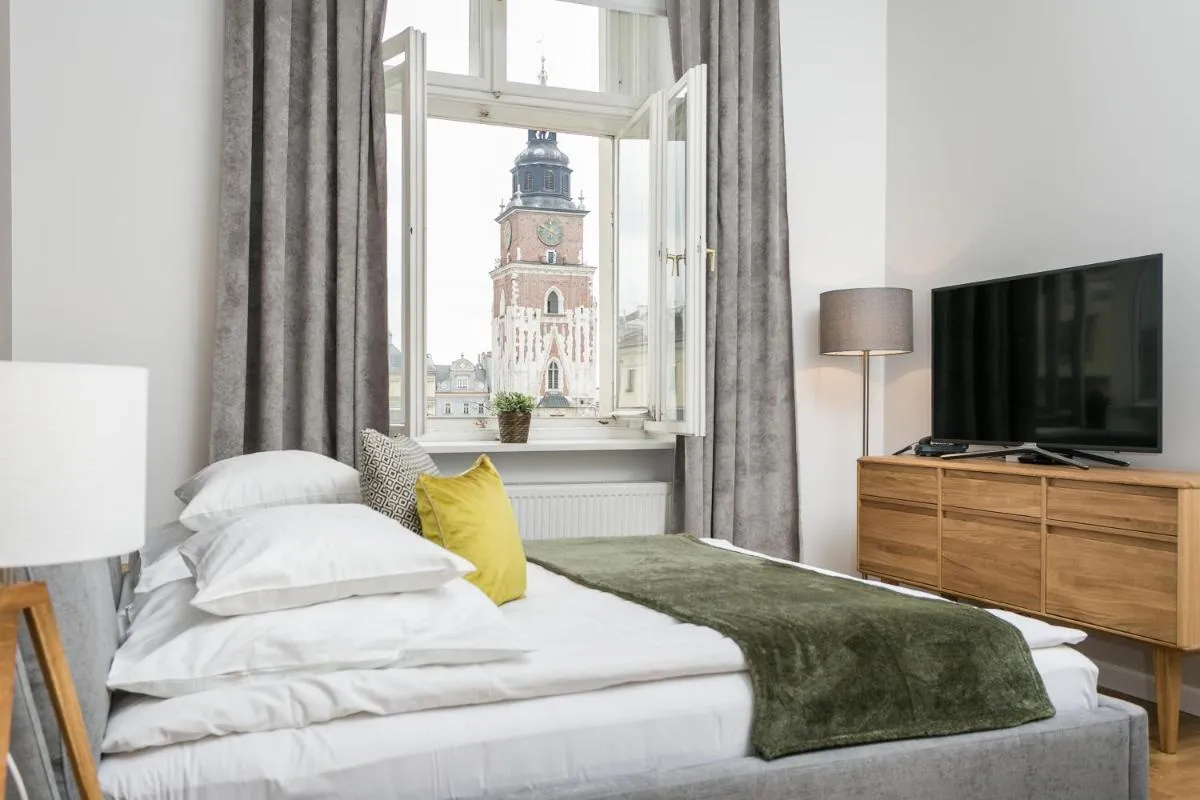 Image 4 of Venetian House Market Square Aparthotel