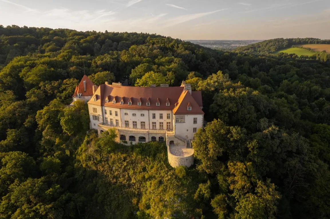 Image of Zinar Castle
