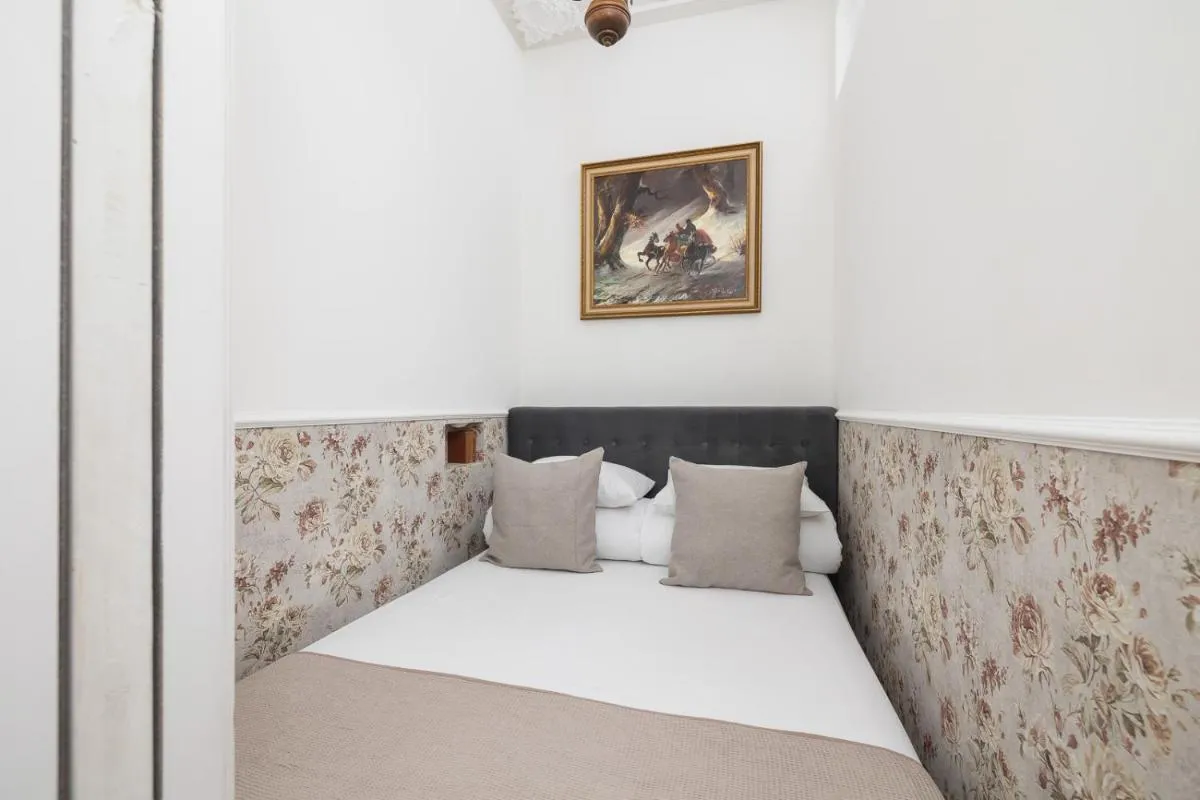Image 1 of 2 bedroom apartment – Sereno Fenn’a 5 street