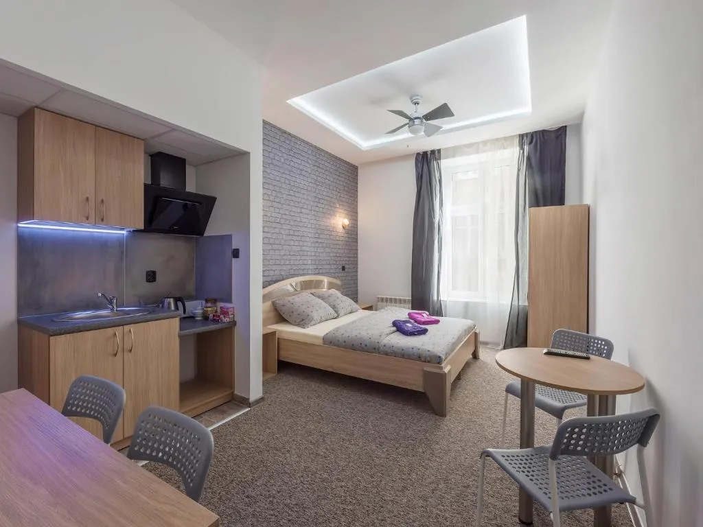Image of 70s Guest room