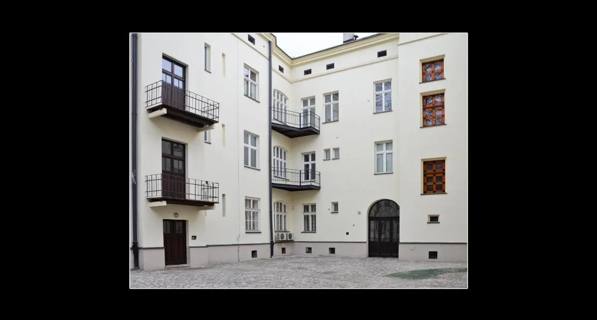 Image 5 of 777 Apartments 2