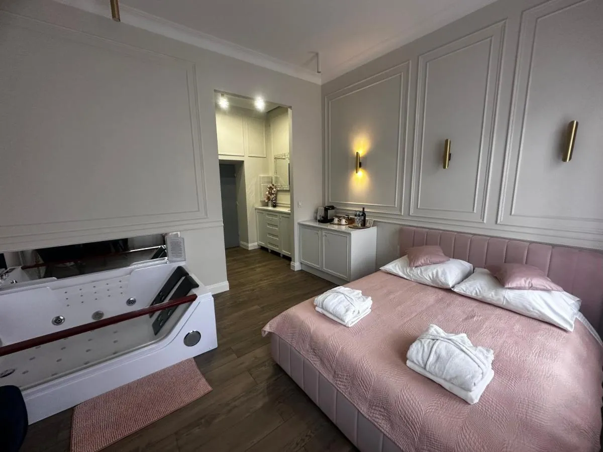 Image 5 of Apartament Glamour Prywatne Jacuzzi Starowiślna Kraków