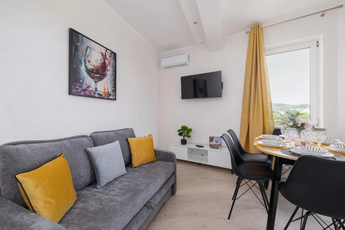 Image 1 of Apartament Rodzinny z 2 Sypialniami & Klimatyzacja by Noclegi Renters