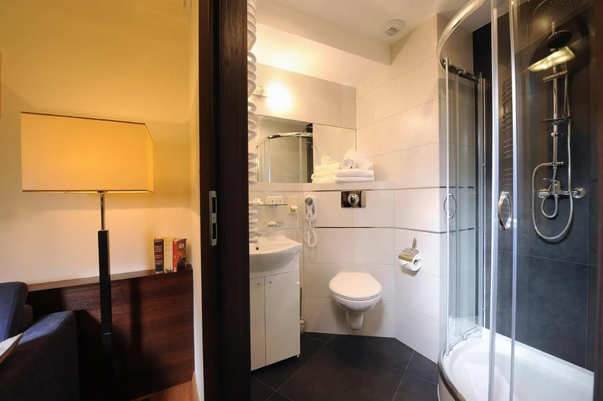 Image 3 of Armon Residence